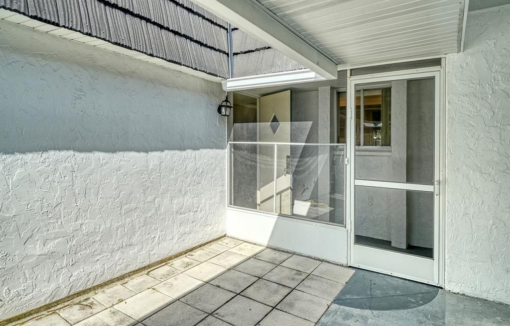 For Sale: $169,000 (2 beds, 2 baths, 1332 Square Feet)