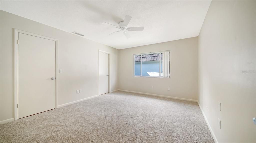 For Sale: $169,000 (2 beds, 2 baths, 1332 Square Feet)