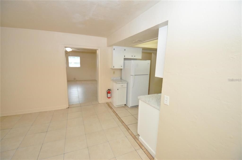 For Rent: $1,550 (3 beds, 1 baths, 1224 Square Feet)