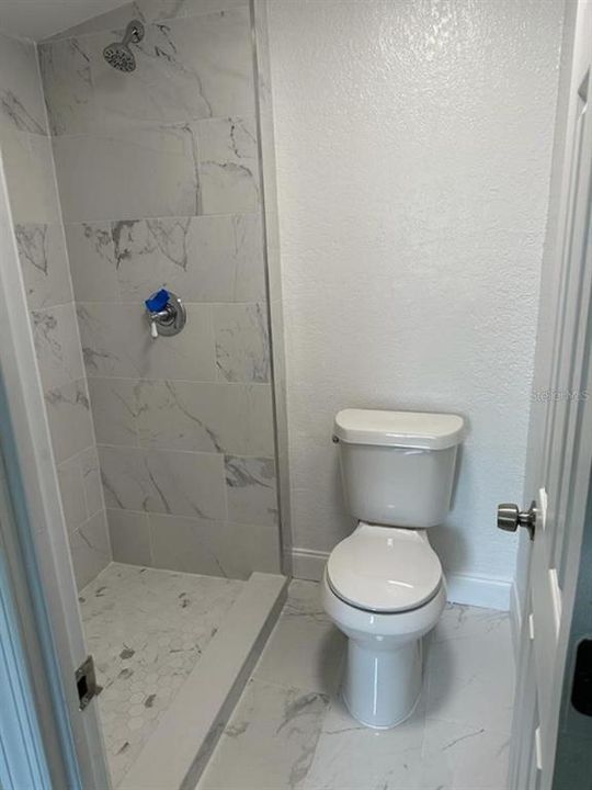 В аренду: $1,800 (2 спален, 2 ванн, 1450 Квадратных фут)