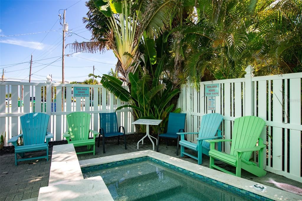For Sale: $429,000 (1 beds, 1 baths, 520 Square Feet)