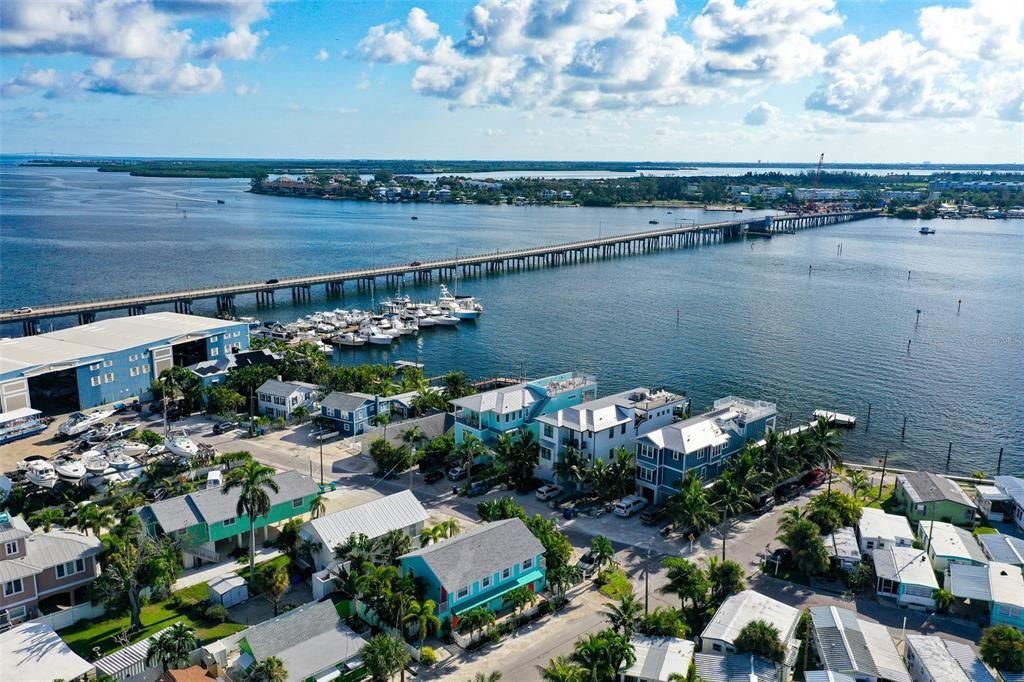For Sale: $429,000 (1 beds, 1 baths, 520 Square Feet)