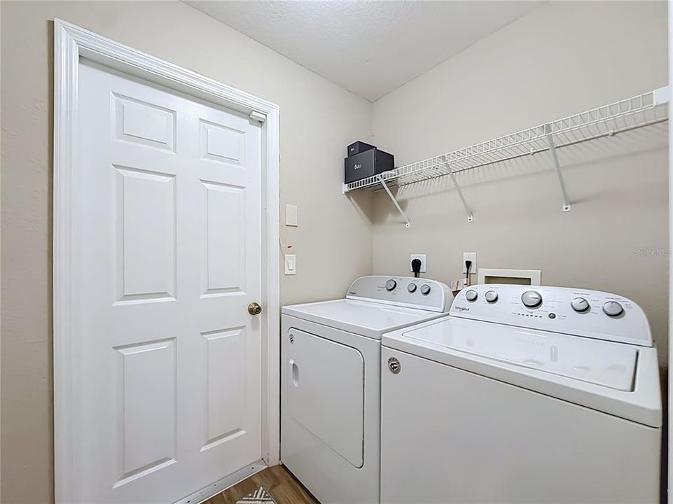 For Sale: $299,500 (3 beds, 2 baths, 1612 Square Feet)