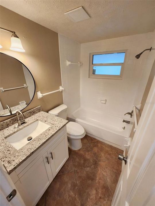 For Sale: $259,900 (2 beds, 2 baths, 1368 Square Feet)