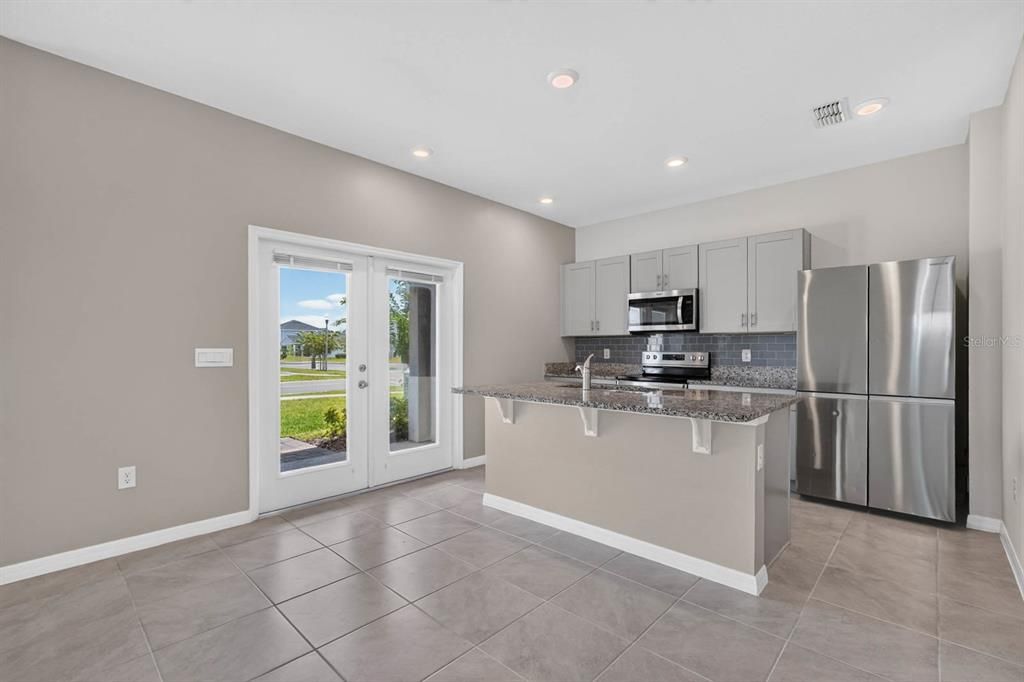 For Sale: $303,900 (3 beds, 2 baths, 1614 Square Feet)