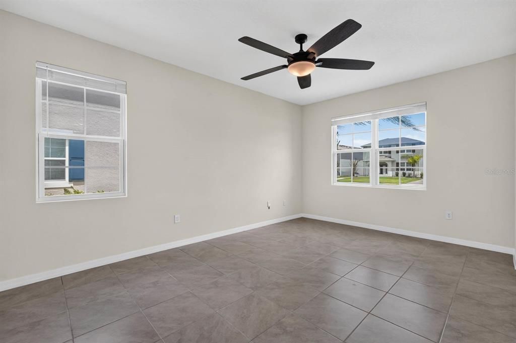 For Sale: $303,900 (3 beds, 2 baths, 1614 Square Feet)