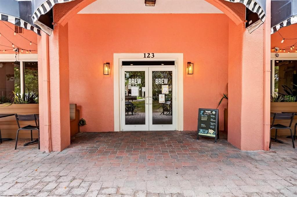 For Sale: $303,900 (3 beds, 2 baths, 1614 Square Feet)