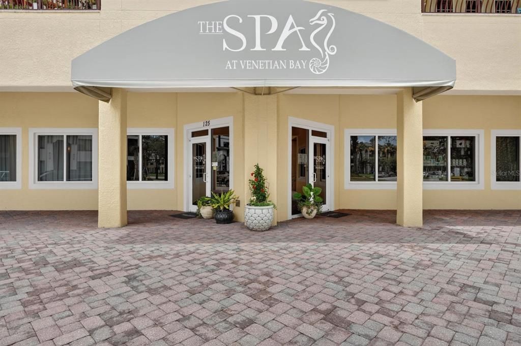 For Sale: $303,900 (3 beds, 2 baths, 1614 Square Feet)
