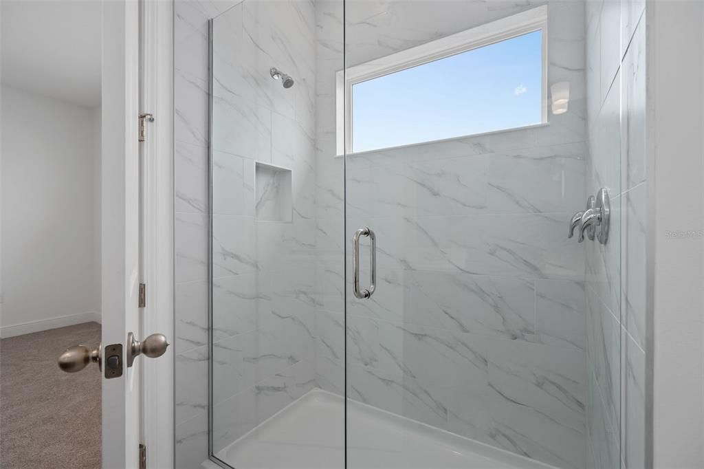 For Rent: $2,350 (3 beds, 2 baths, 1767 Square Feet)