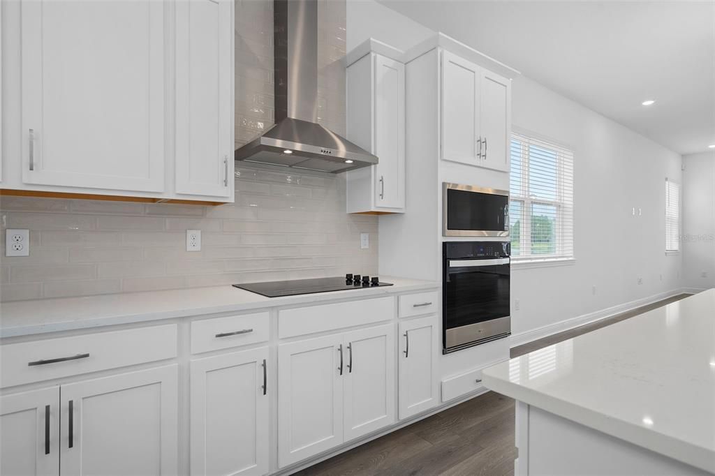 For Rent: $2,350 (3 beds, 2 baths, 1767 Square Feet)