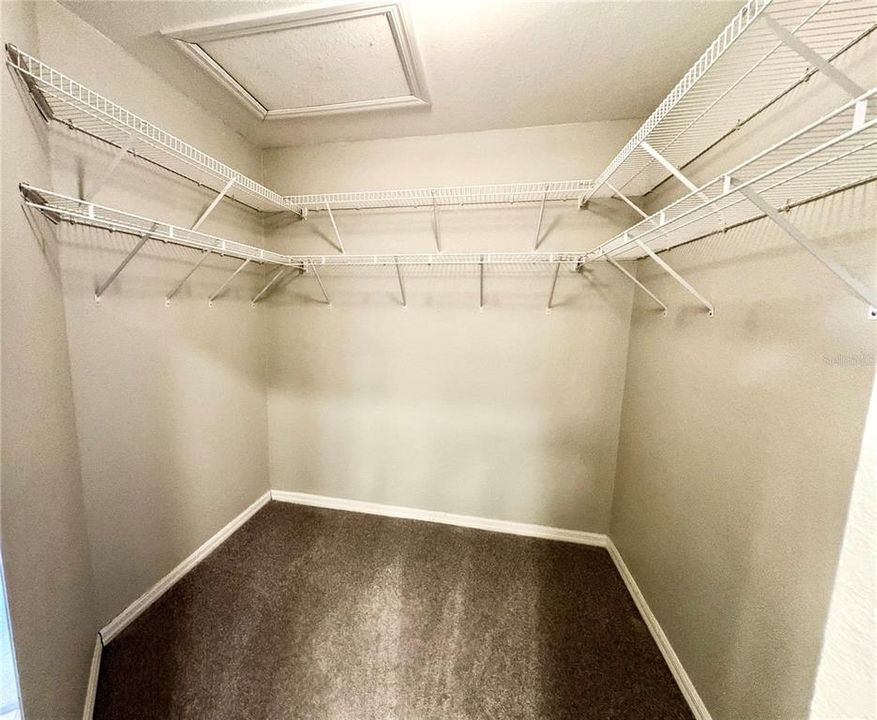 For Rent: $1,950 (2 beds, 2 baths, 1346 Square Feet)