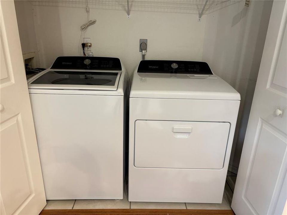 For Rent: $1,950 (2 beds, 2 baths, 1346 Square Feet)