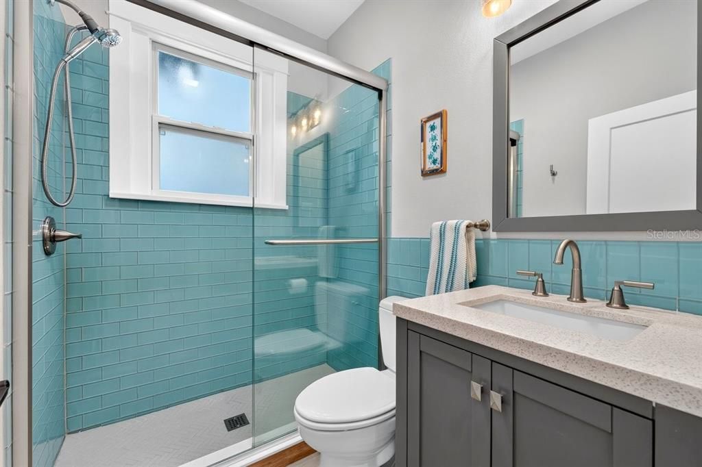 En Venta: $1,250,000 (3 camas, 3 baños, 1943 Pies cuadrados)