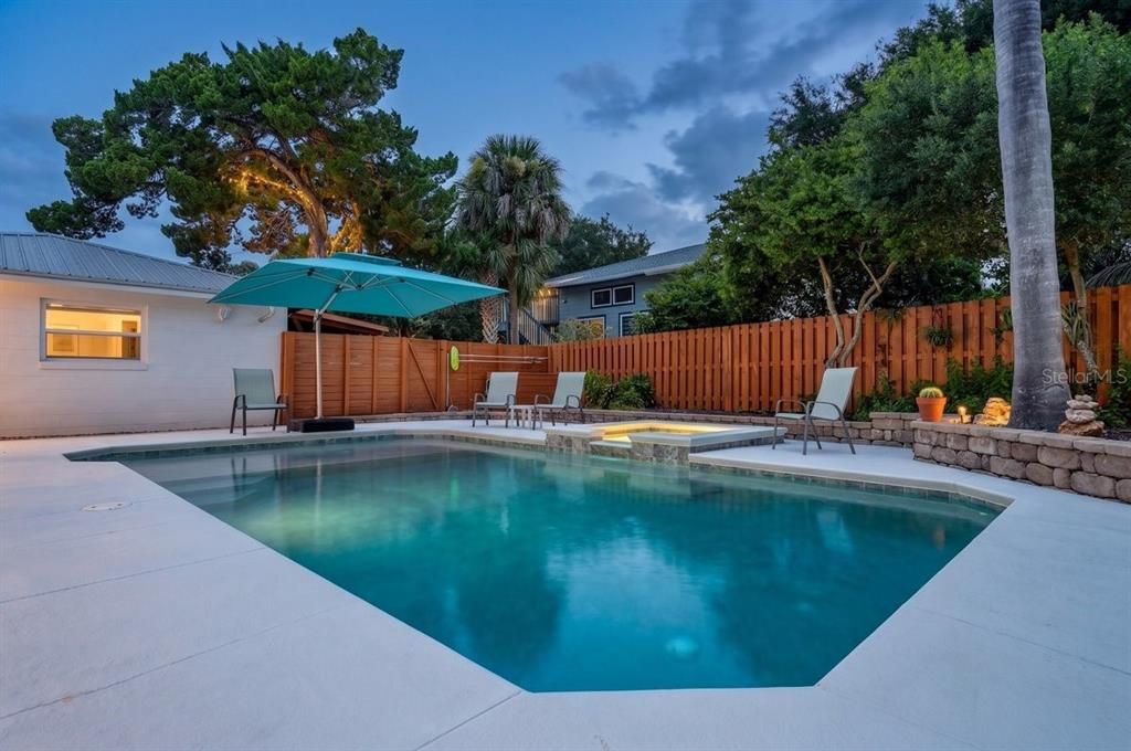 En Venta: $1,250,000 (3 camas, 3 baños, 1943 Pies cuadrados)