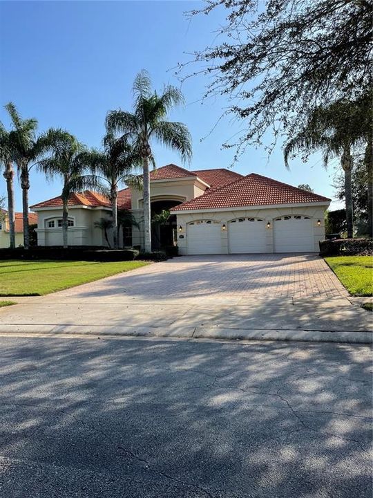 Recently Rented: $7,000 (4 beds, 3 baths, 3757 Square Feet)