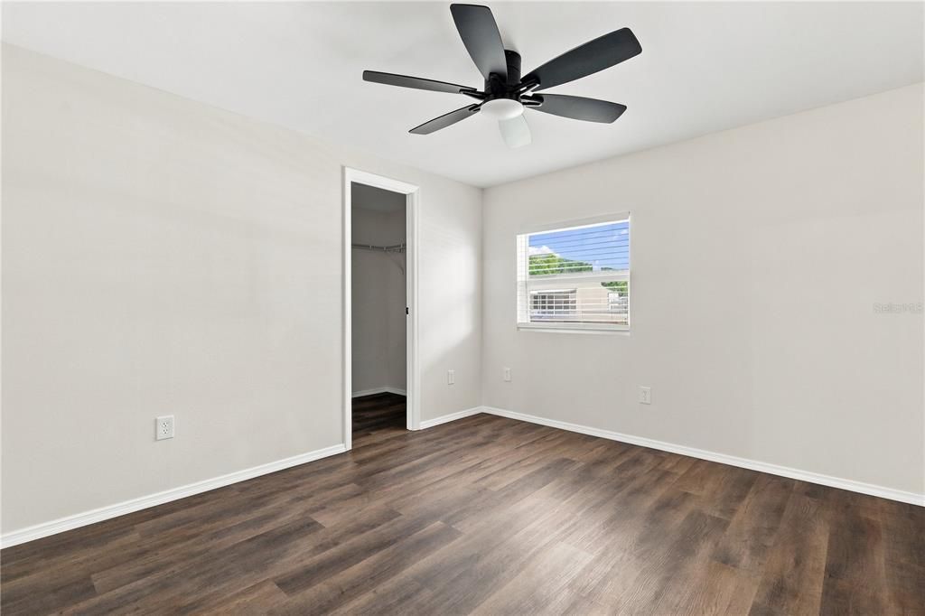 En Venta: $275,000 (3 camas, 2 baños, 1848 Pies cuadrados)