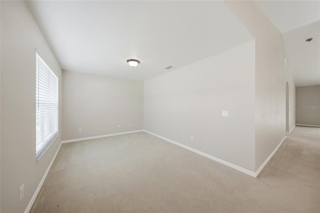 For Sale: $250,000 (3 beds, 2 baths, 1882 Square Feet)