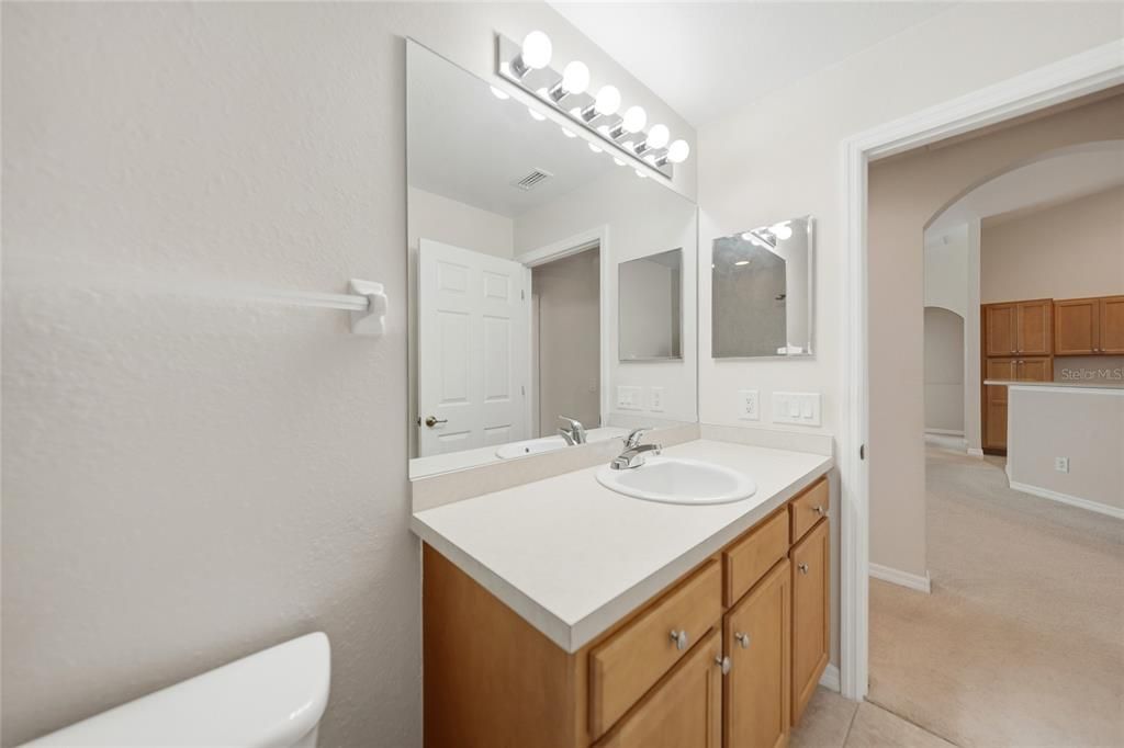 For Sale: $250,000 (3 beds, 2 baths, 1882 Square Feet)
