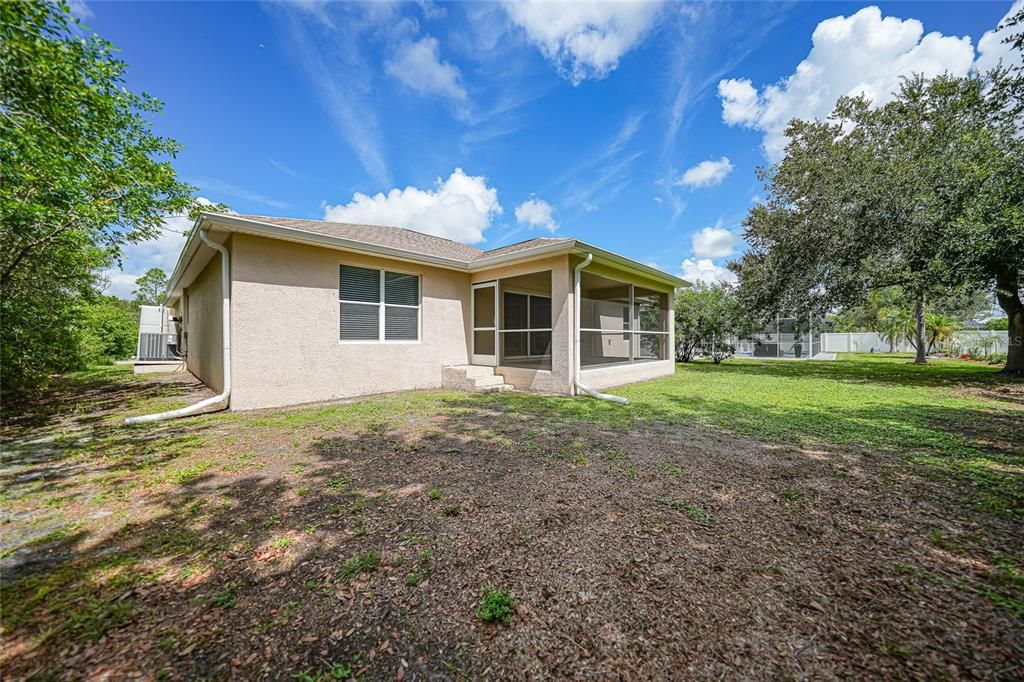 For Sale: $250,000 (3 beds, 2 baths, 1882 Square Feet)