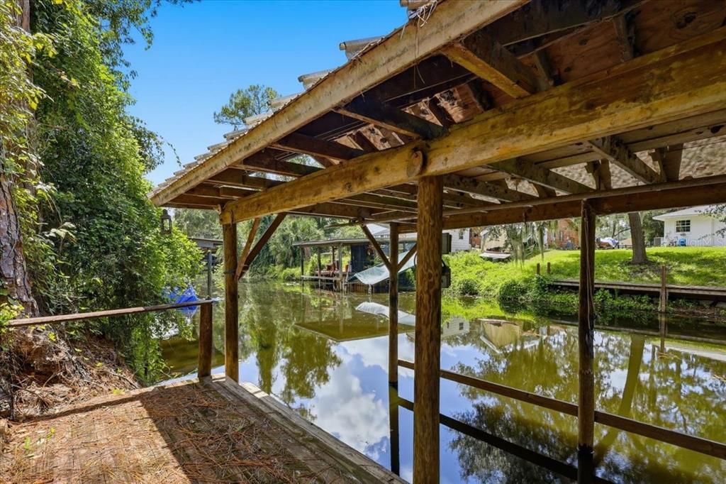 For Sale: $329,900 (2 beds, 1 baths, 1210 Square Feet)