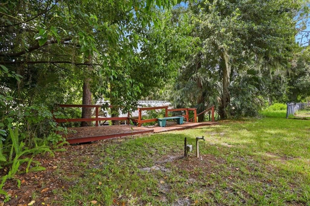 For Sale: $329,900 (2 beds, 1 baths, 1210 Square Feet)