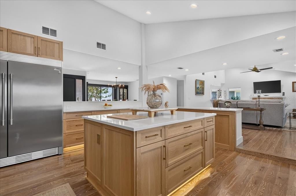 For Sale: $1,200,000 (4 beds, 2 baths, 3154 Square Feet)