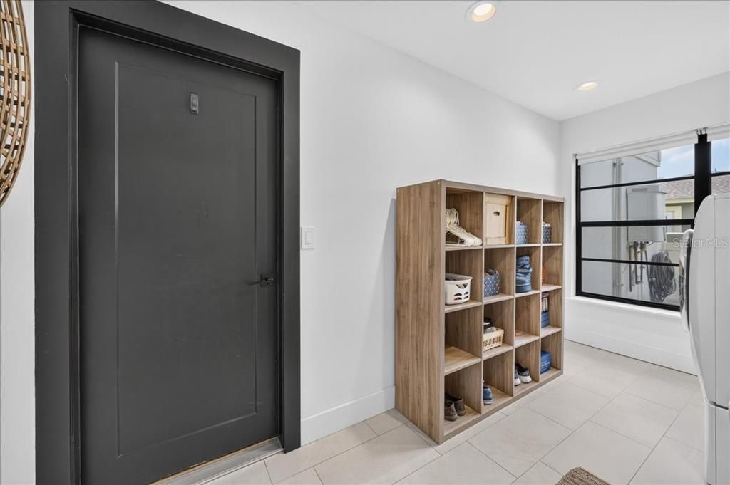 For Sale: $1,200,000 (4 beds, 2 baths, 3154 Square Feet)