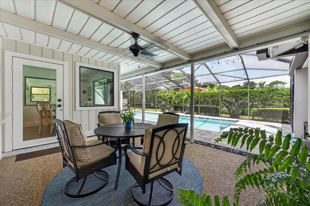For Sale: $1,200,000 (4 beds, 2 baths, 3154 Square Feet)