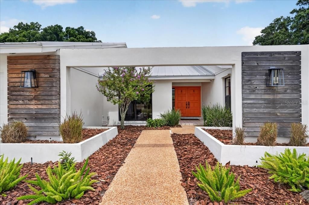 For Sale: $1,200,000 (4 beds, 2 baths, 3154 Square Feet)