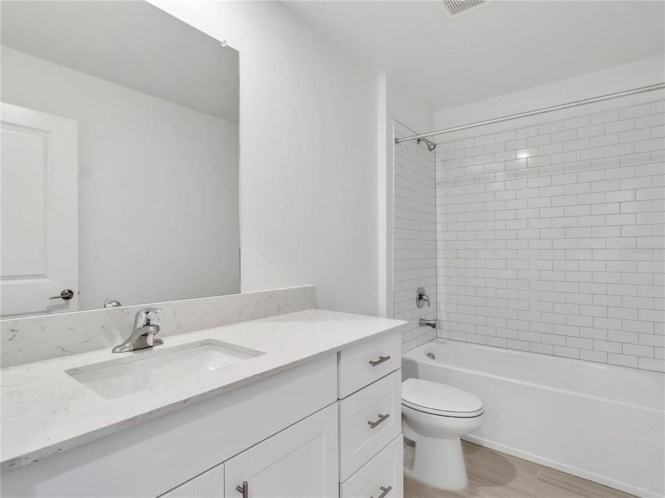 For Rent: $2,950 (4 beds, 2 baths, 1870 Square Feet)