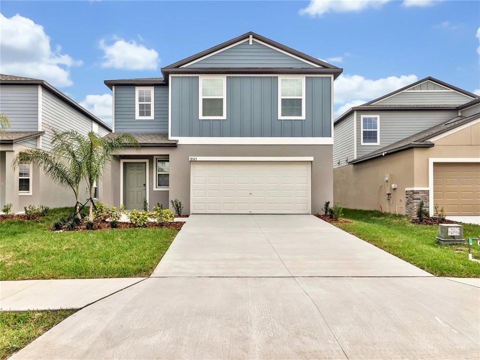 For Rent: $2,950 (4 beds, 2 baths, 1870 Square Feet)