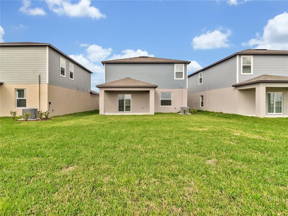 For Rent: $2,950 (4 beds, 2 baths, 1870 Square Feet)