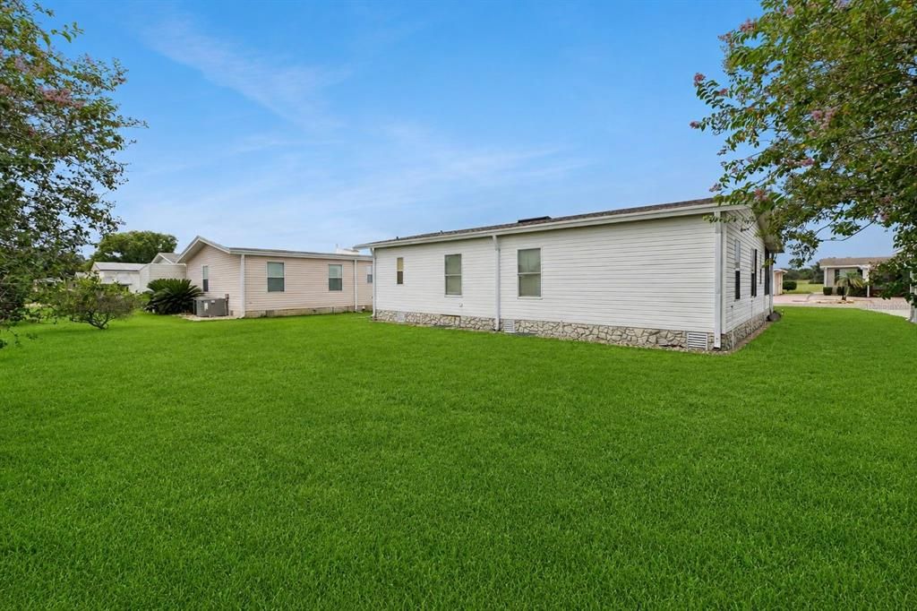 For Sale: $170,000 (2 beds, 2 baths, 1080 Square Feet)