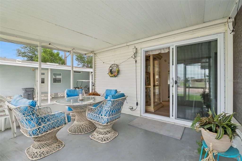 For Sale: $170,000 (2 beds, 2 baths, 1080 Square Feet)