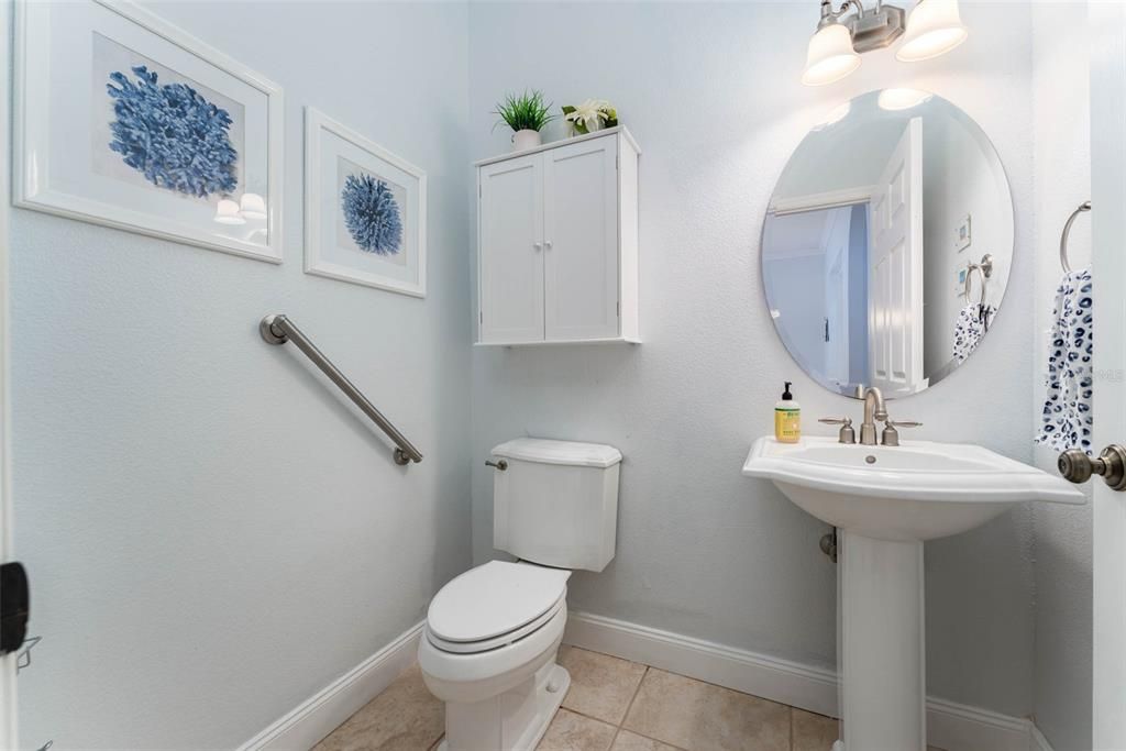 For Sale: $599,000 (3 beds, 2 baths, 2414 Square Feet)
