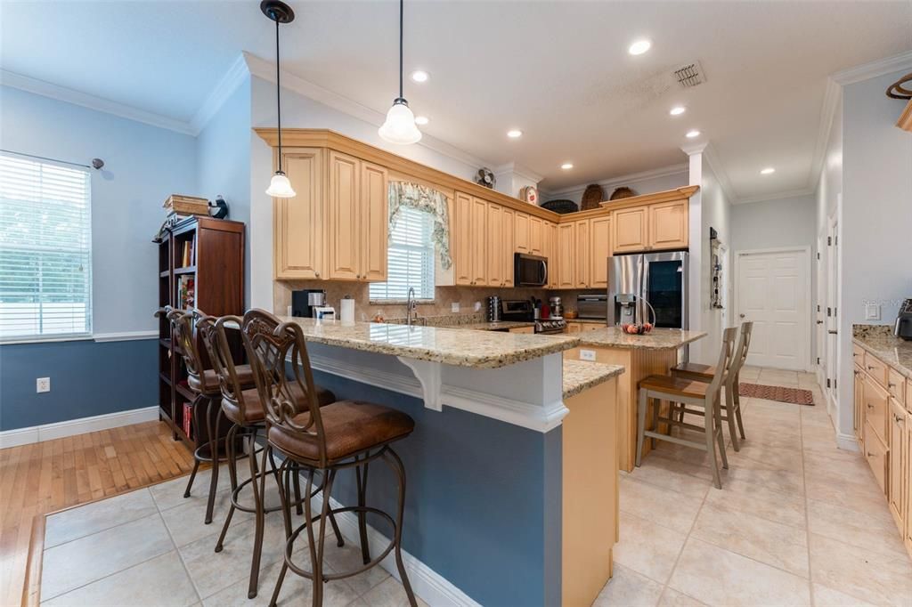 For Sale: $599,000 (3 beds, 2 baths, 2414 Square Feet)