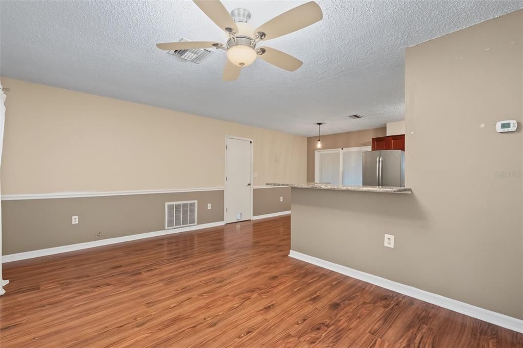 En Venta: $329,900 (2 camas, 1 baños, 848 Pies cuadrados)