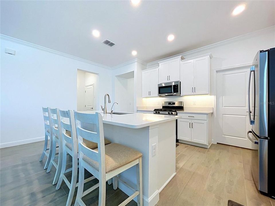 For Sale: $385,000 (3 beds, 2 baths, 2128 Square Feet)