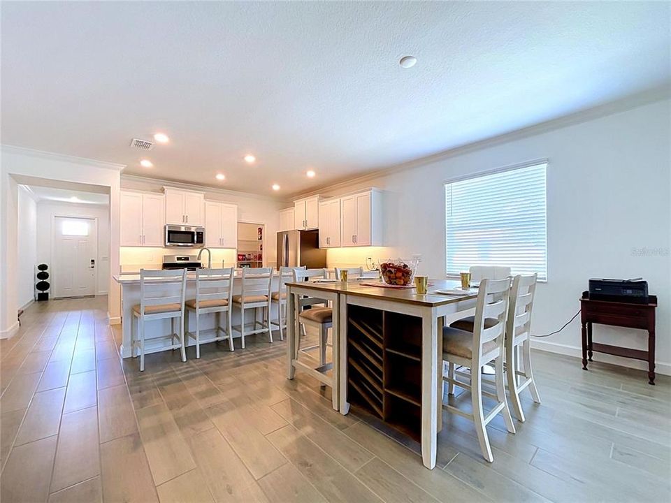 For Sale: $385,000 (3 beds, 2 baths, 2128 Square Feet)