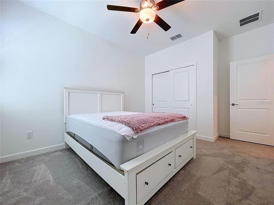 For Sale: $385,000 (3 beds, 2 baths, 2128 Square Feet)