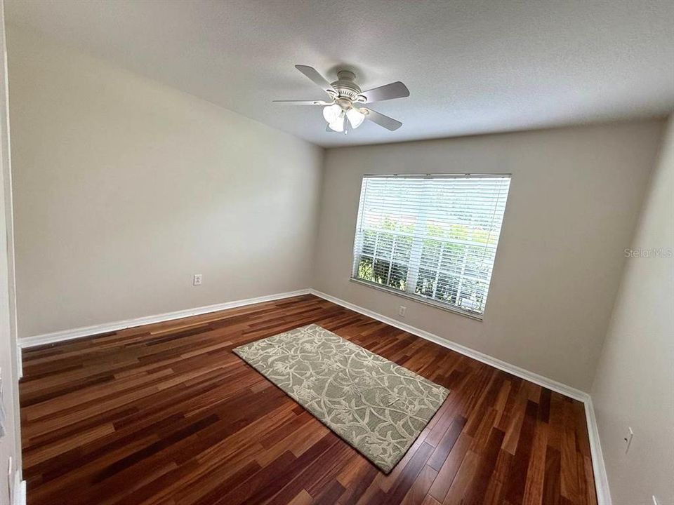 For Rent: $2,200 (4 beds, 2 baths, 2114 Square Feet)