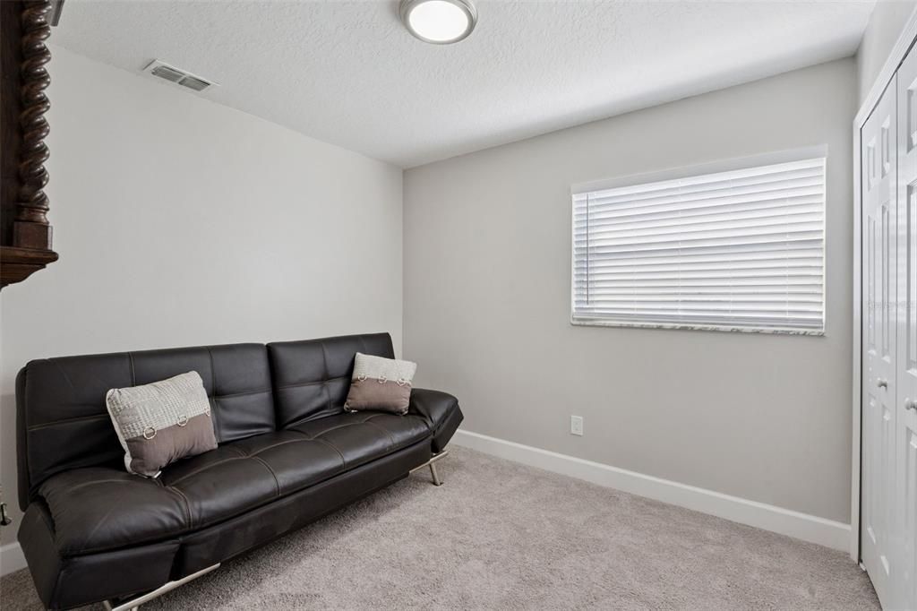 For Sale: $610,000 (5 beds, 3 baths, 2817 Square Feet)