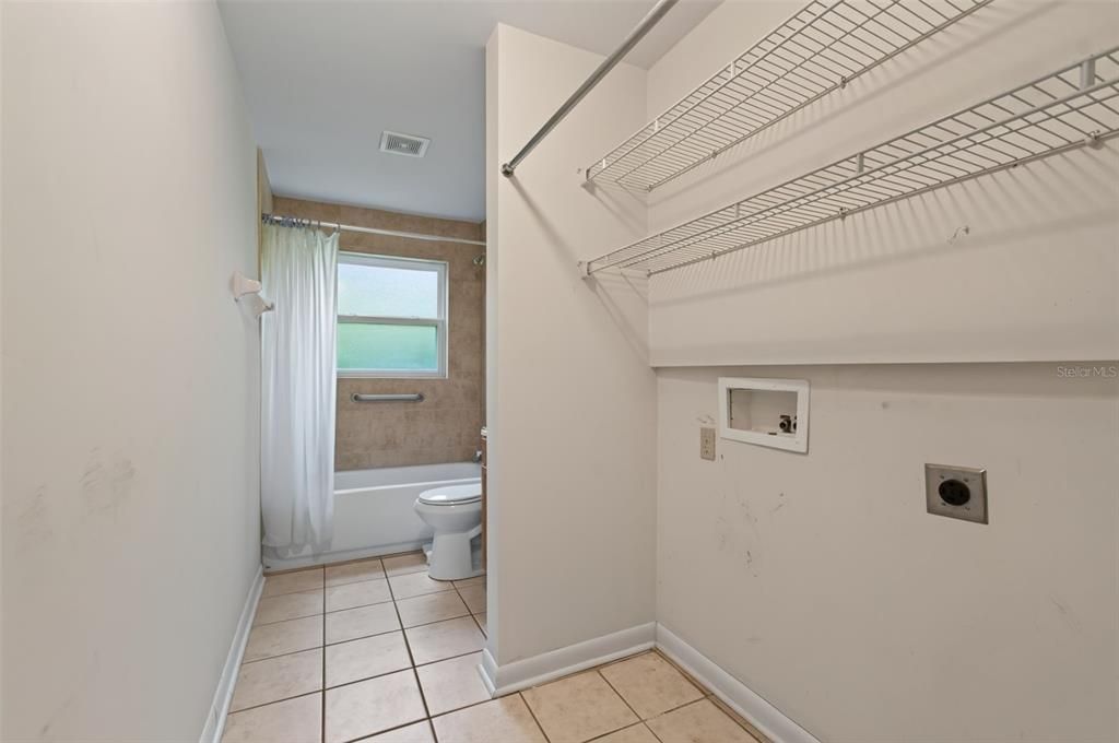 For Sale: $339,000 (4 beds, 2 baths, 2217 Square Feet)