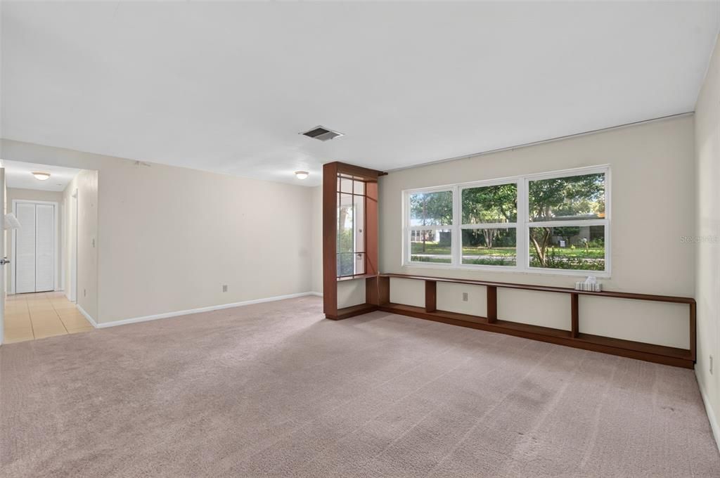 For Sale: $339,000 (4 beds, 2 baths, 2217 Square Feet)