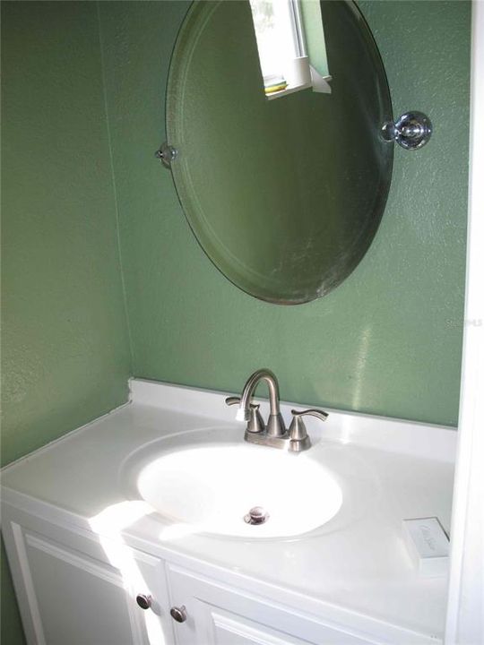 For Rent: $3,000 (4 beds, 2 baths, 2452 Square Feet)