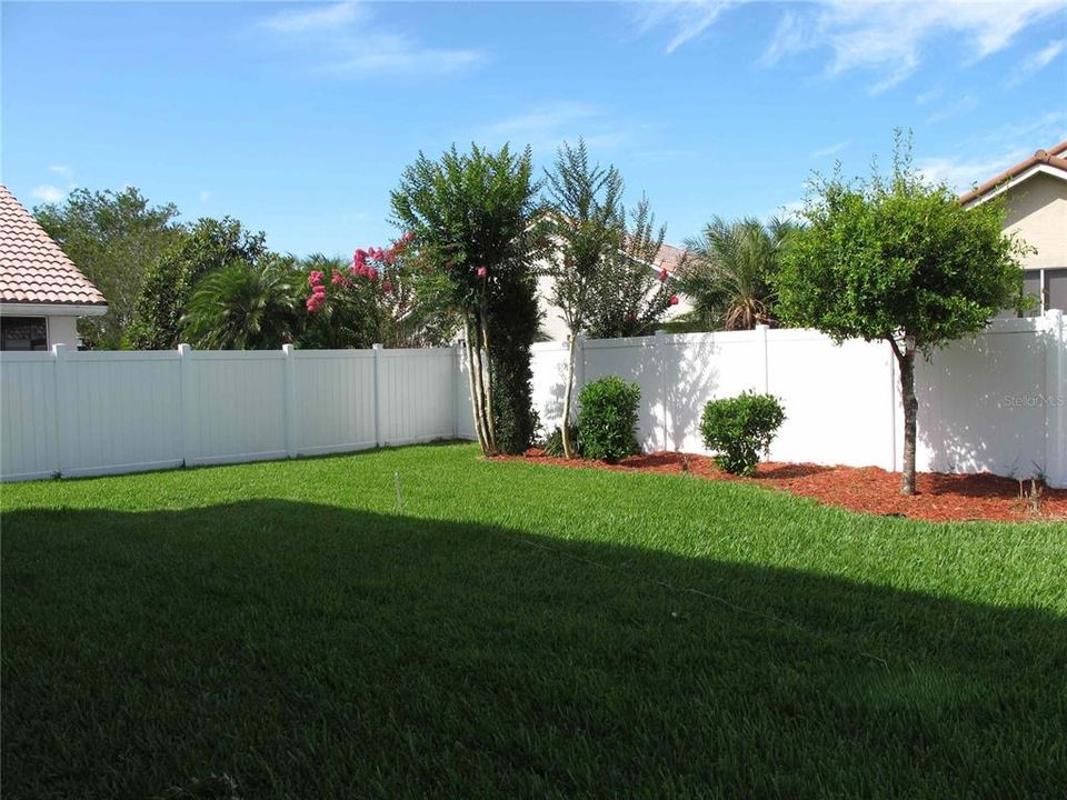 For Rent: $3,000 (4 beds, 2 baths, 2452 Square Feet)