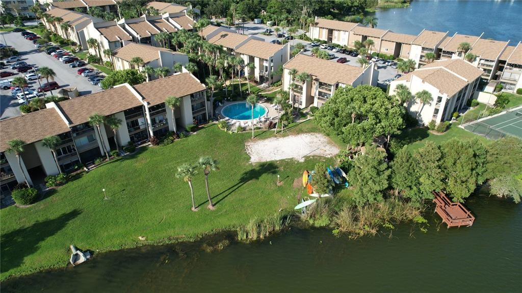 For Rent: $1,350 (1 beds, 1 baths, 607 Square Feet)