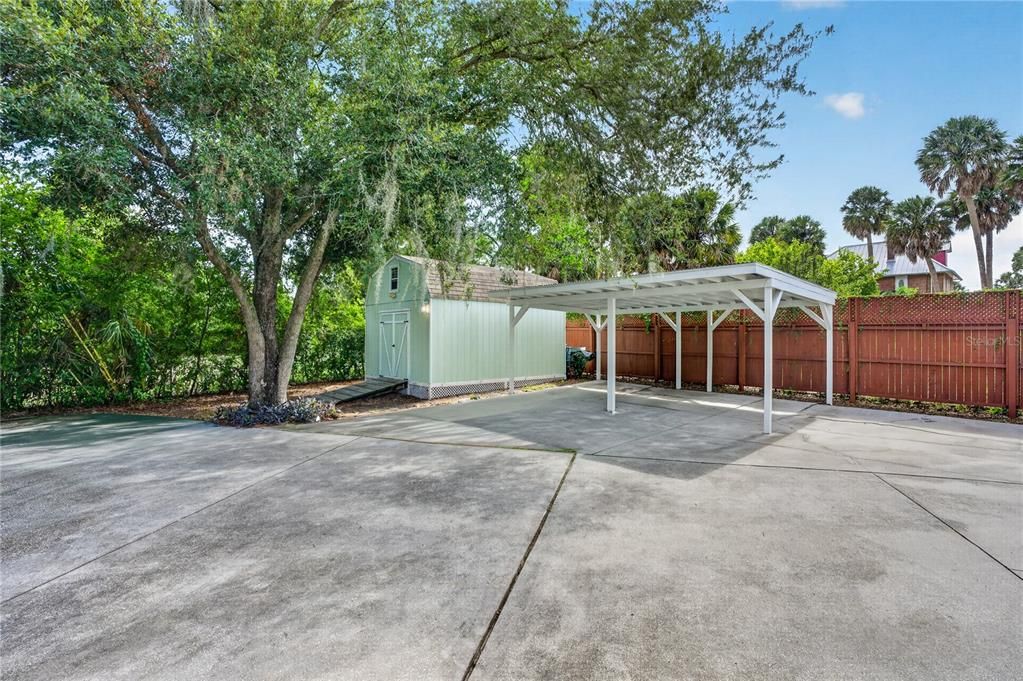 For Sale: $899,900 (4 beds, 2 baths, 2131 Square Feet)