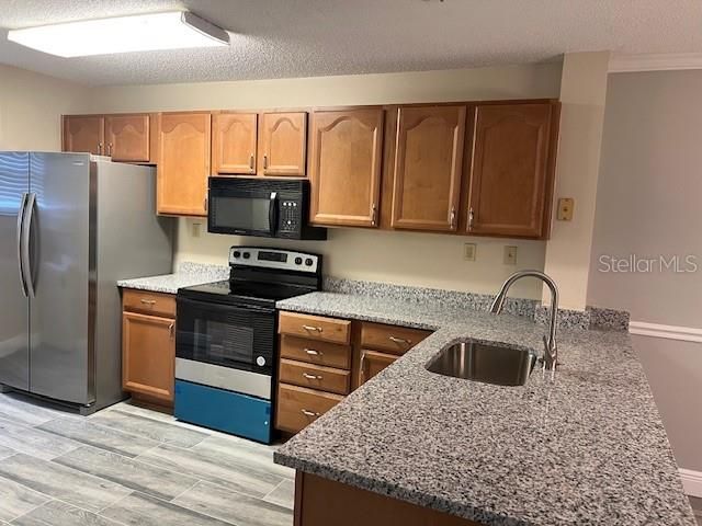 For Rent: $1,975 (2 beds, 2 baths, 1096 Square Feet)