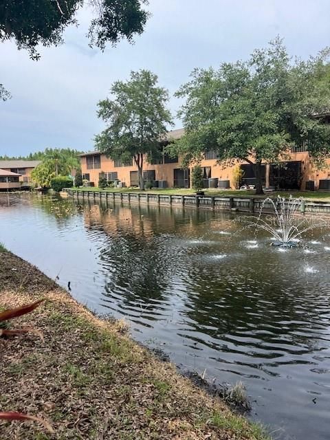 For Rent: $1,975 (2 beds, 2 baths, 1096 Square Feet)